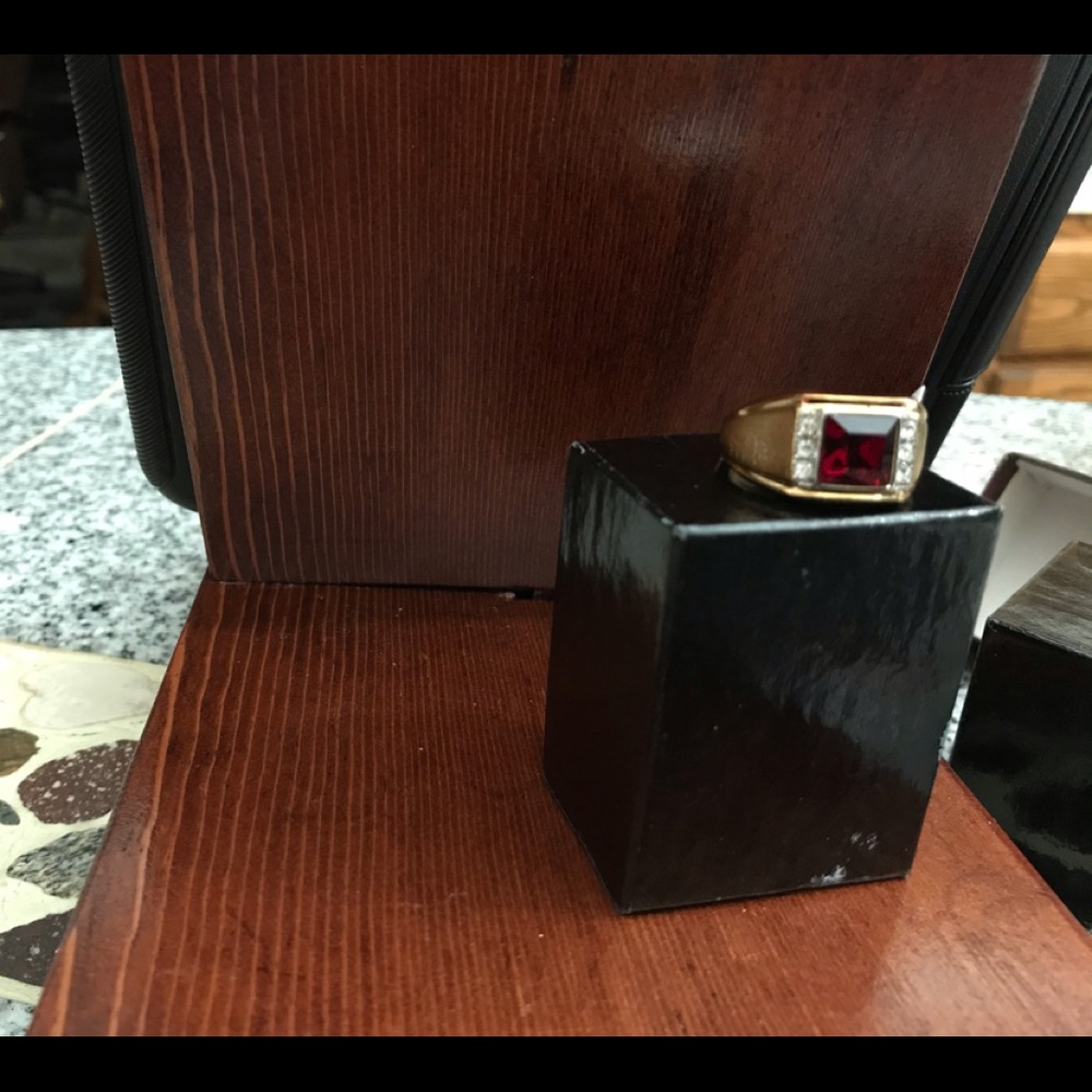 Vintage Gold Seta created ruby ring - Picture 5 of 7